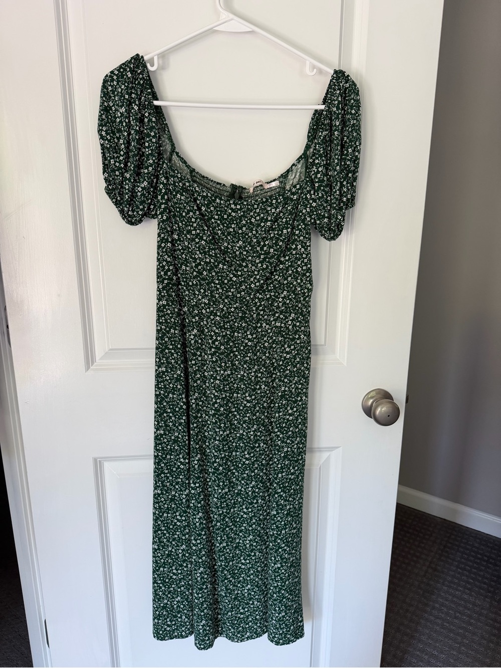 Green Floral Puff-Sleeve Midi Dress with Slit Size Small - Picture 2 of 5